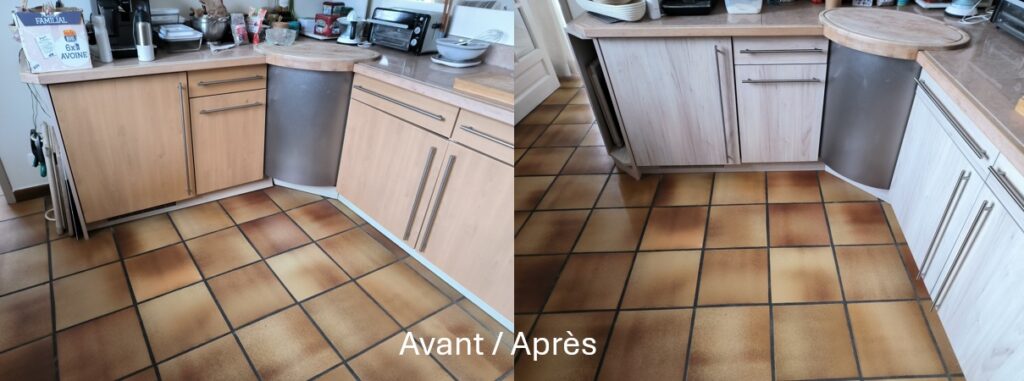 Rénovation Cuisine Avant Après : Relooking Meubles Bois Relooking de cuisine avant après : meubles en bois transformés avec un effet bois blanchi moderne.